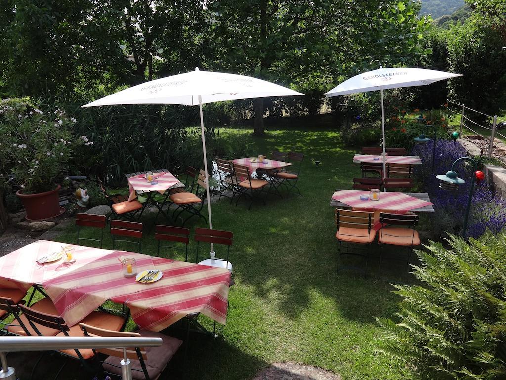 Landgasthof Jaegerstuebchen Hotel Neustadt an der Weinstraße Buitenkant foto